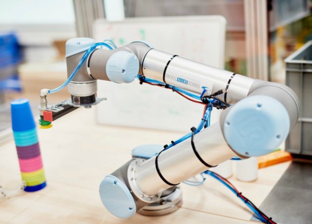 Robotter og teknologi vinder indpas på byggepladsen